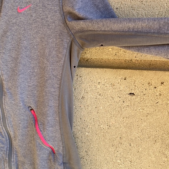 Nike Dri-fit Zip Up - Picture 8 of 10